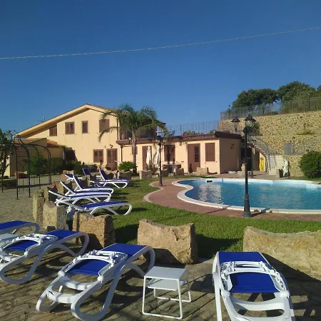 Magliolo 4* Cefalú