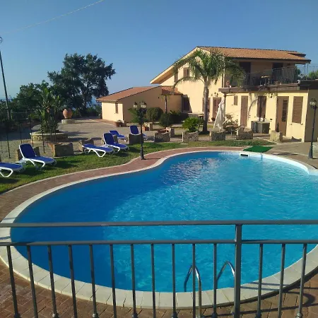 Magliolo *