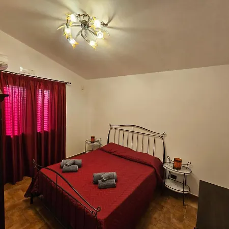 Magliolo アパートホテル 4*